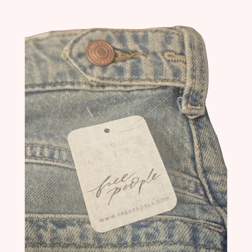 Free People Wide Leg Jeans Womens 31 Light Wash‎ Boho Relaxed Denim NWT - Picture 4 of 7